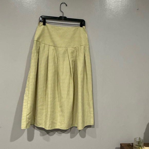Women’s Checked Pleated Skirt. Yellow Plaid - Picture 12 of 15